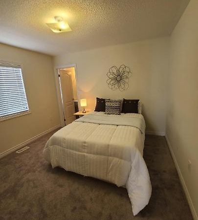 Glow Bestie Home Brampton Dış mekan fotoğraf